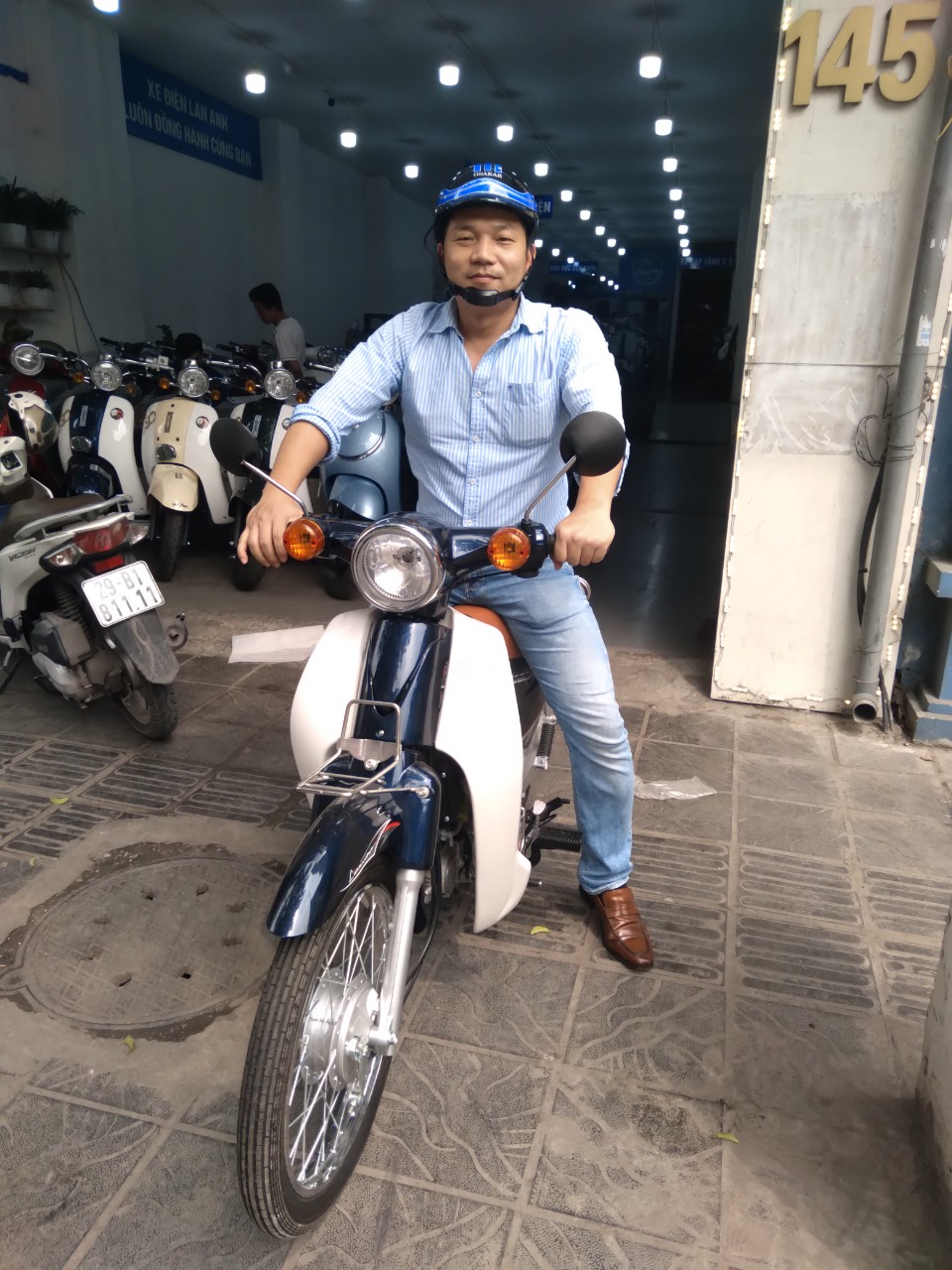 Xe Honda Cub 50 đời mới giá bao nhiêu